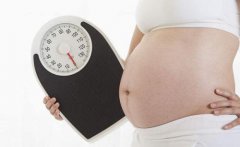 最新研究：孕妇体重增幅超标或不足均危